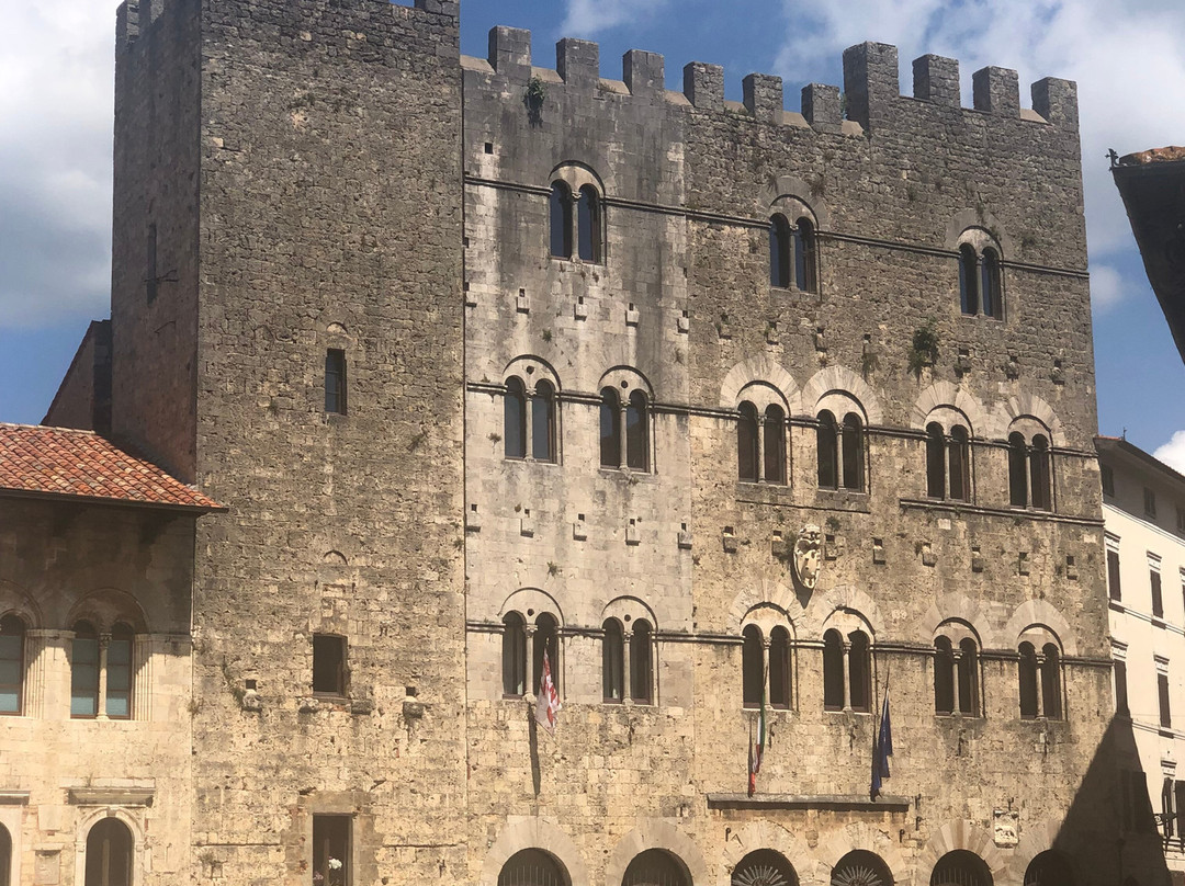 Piazza Garibaldi-马萨马里蒂马必去景点