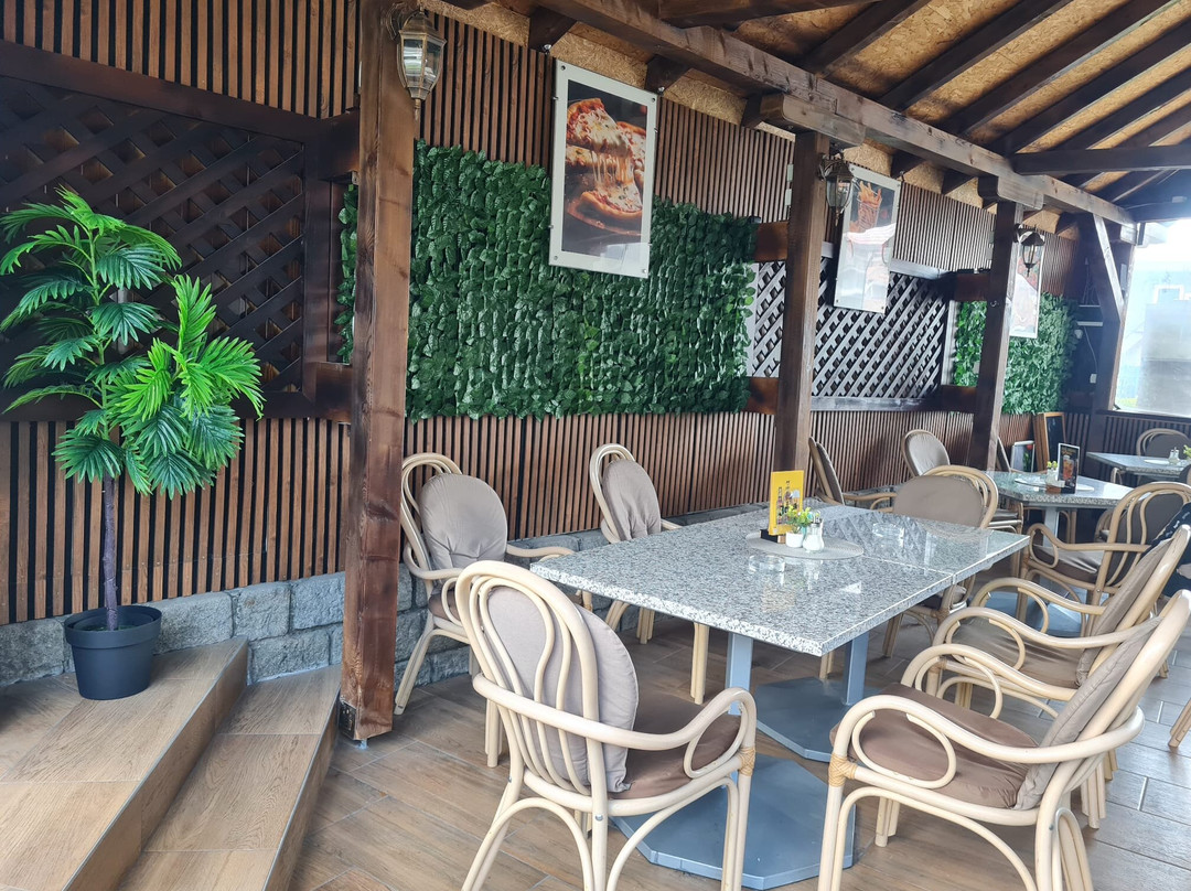 斯罗斯酒店主图