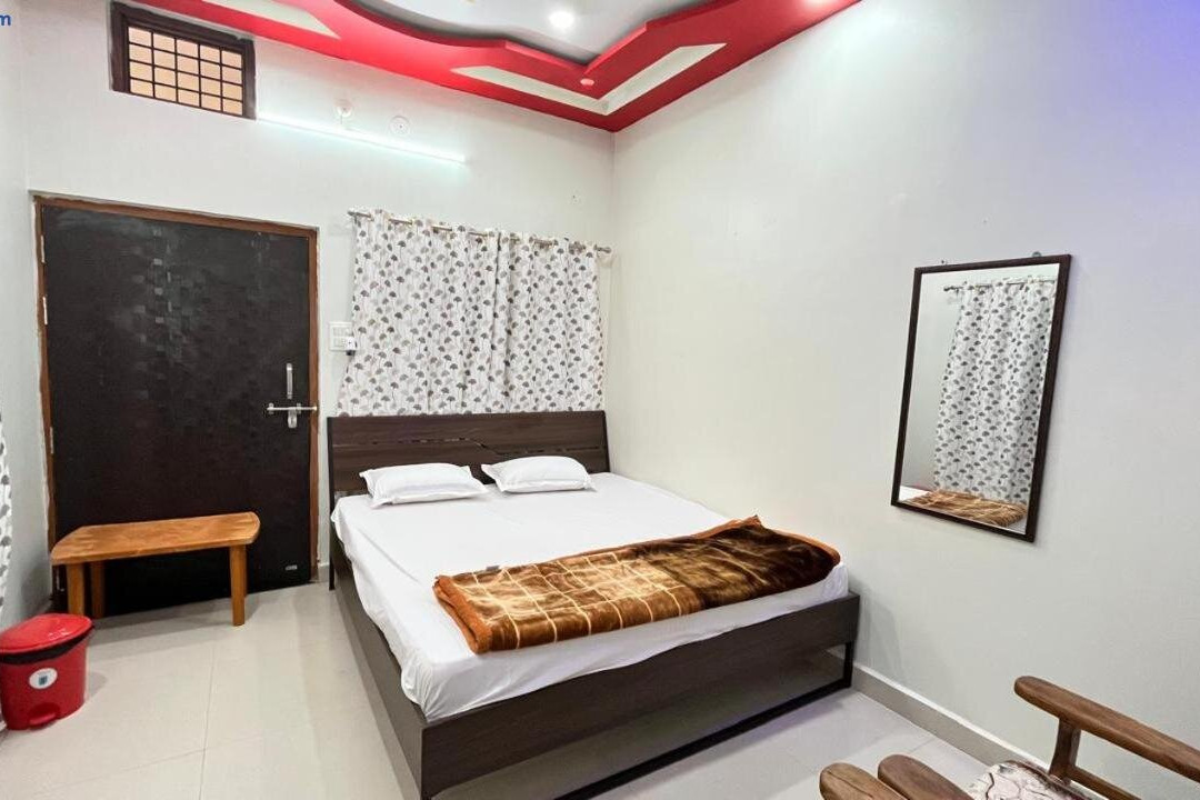 tHE AARYAN VATIKA HOMESTAY MAIHAR