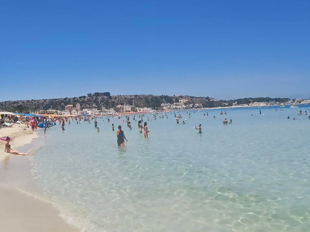 Stabilimento Balneare Al Sabbione-圣维托角必去景点