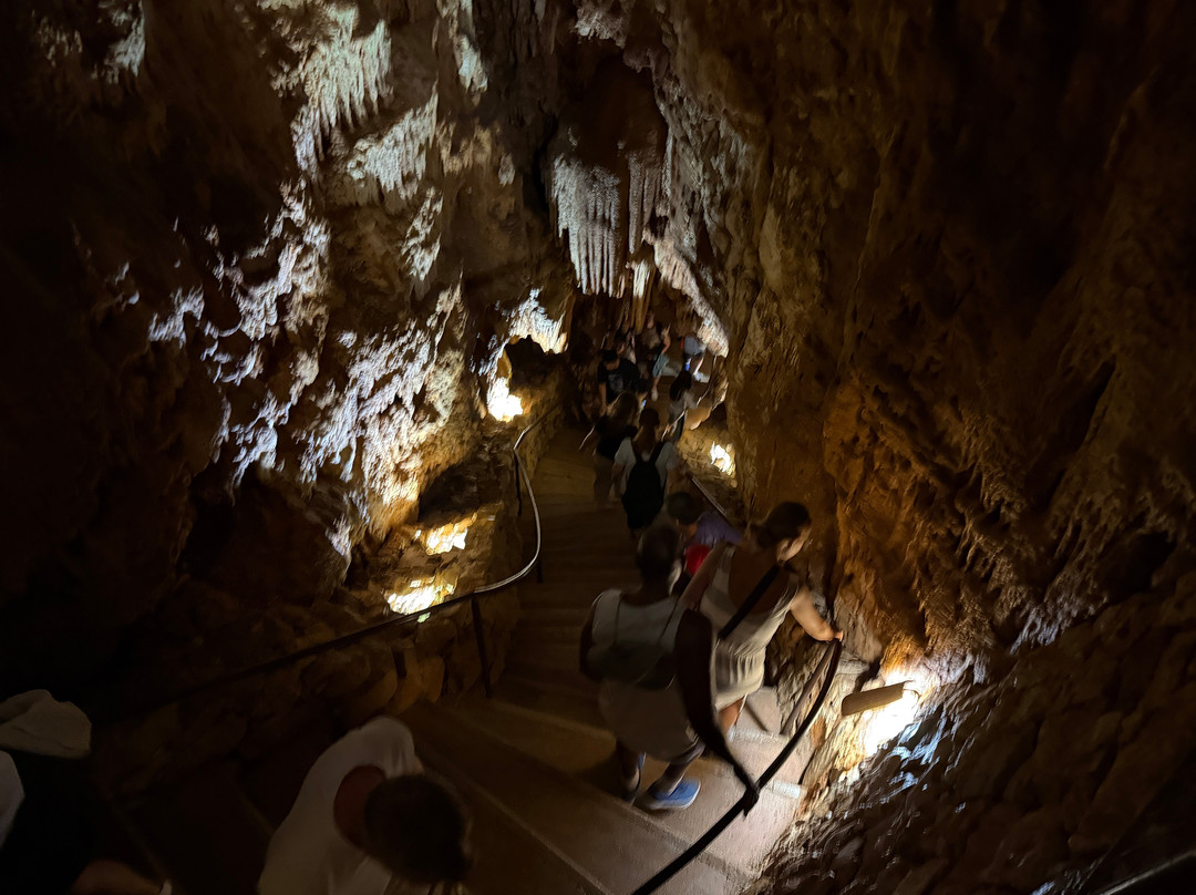 Jama - Grotta Baredine-波雷奇必去景点