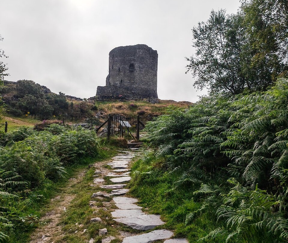 Castell Dolbadarn-Llanberis必去景点