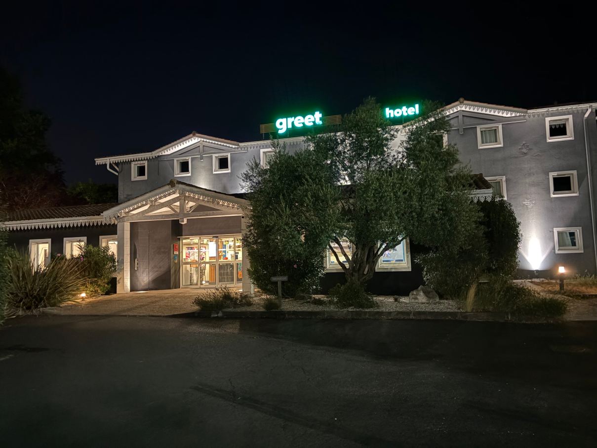 欢迎光临 Greet 波尔多弗卢瓦拉克体育场酒店-旅行者