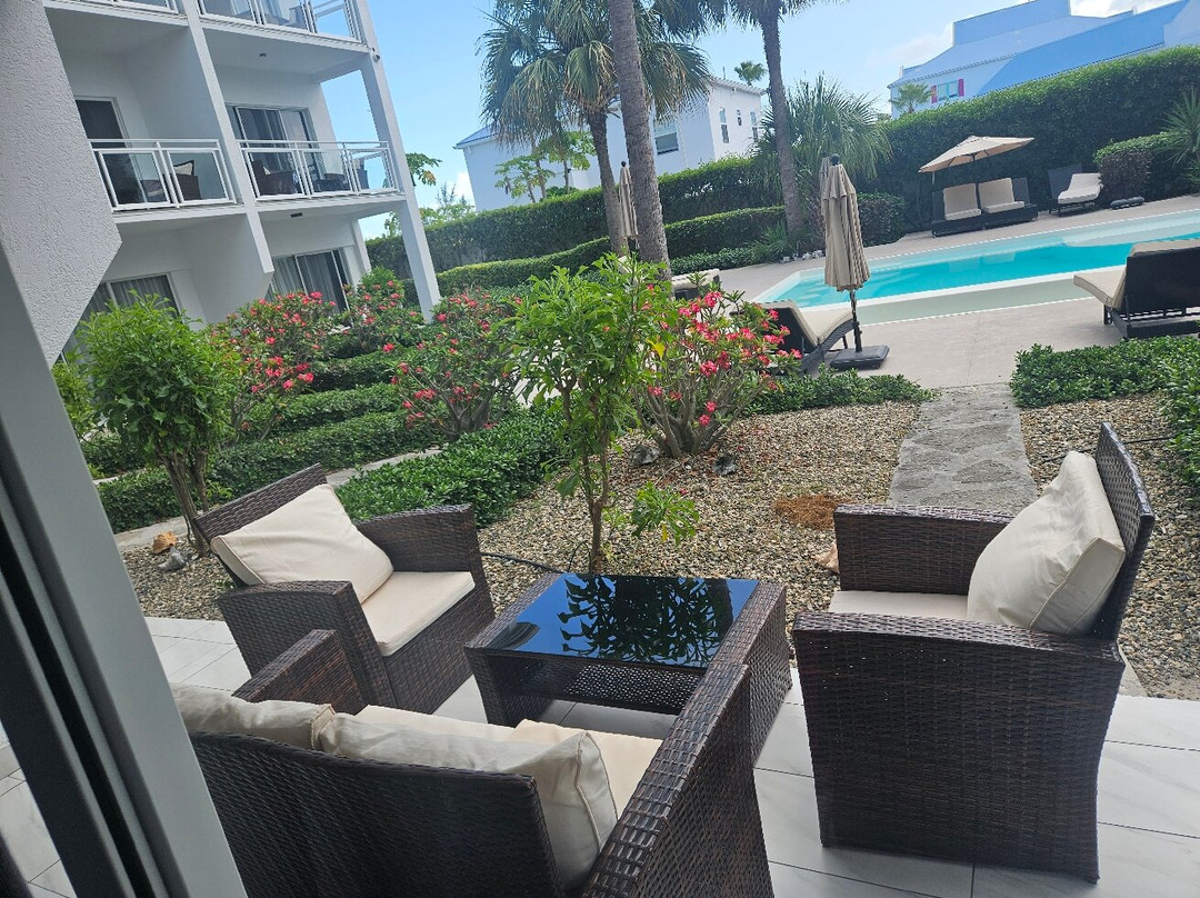 Grace Bay Suites主图