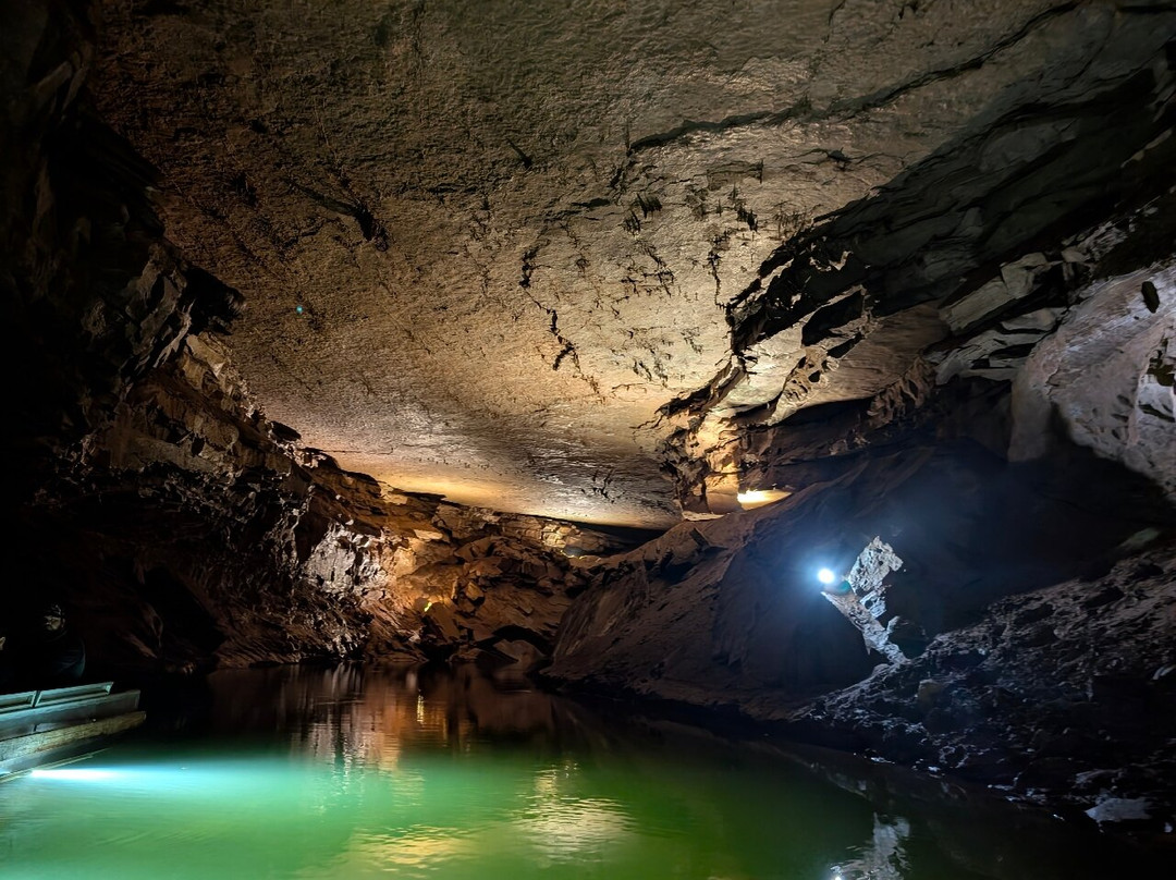 Lost River Cave-鲍灵格林必去景点
