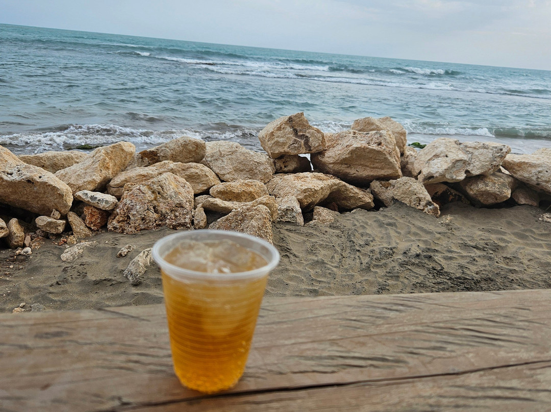 Ki's On Di Beach