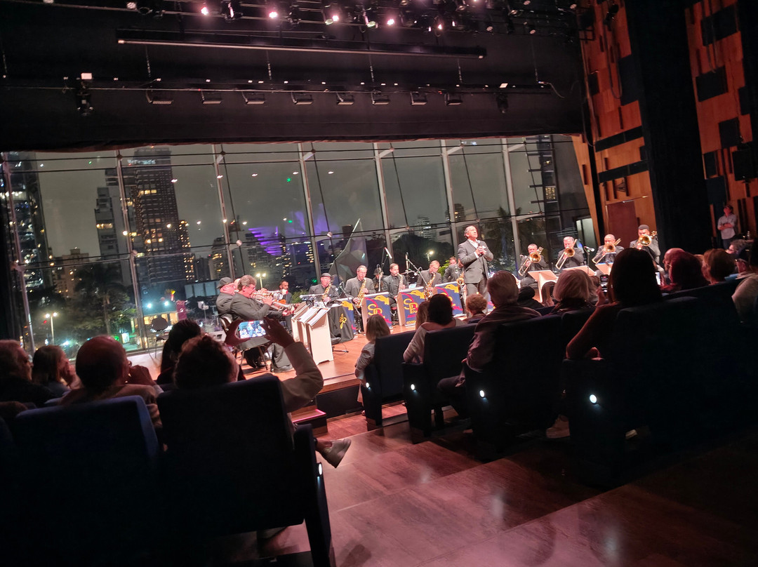 Teatro B32-圣保罗必去景点