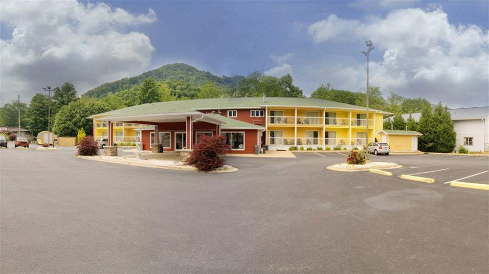 麦琪谷华美达酒店