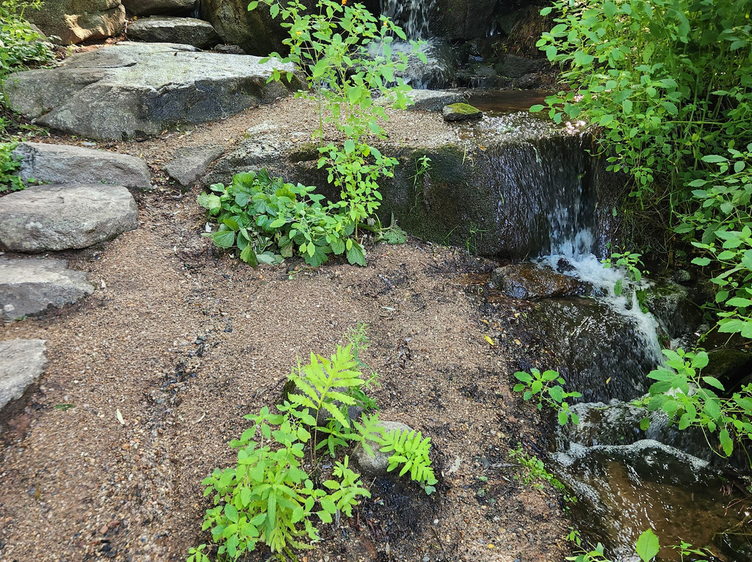 The K.C. Irving Environmental Science Centre and Harriet Irving Botanical Gardens-Wolfville必去景点