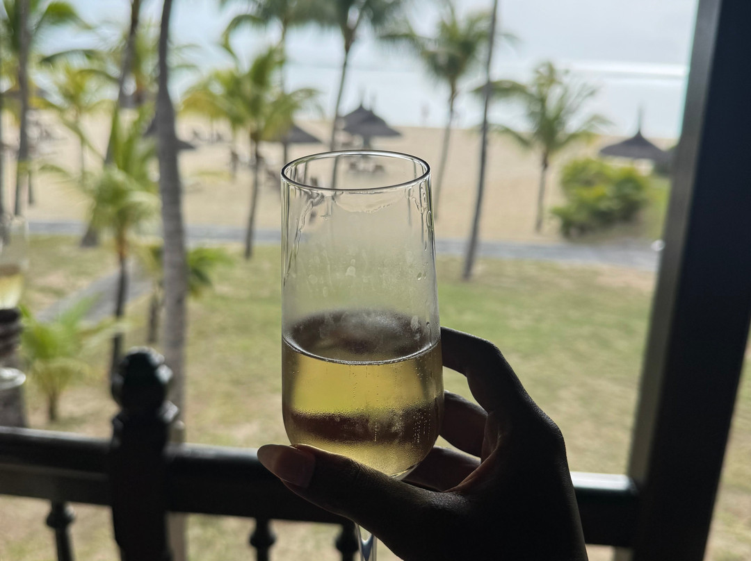 蒂娜罗宾比奇科默高尔夫水疗度假酒店主图