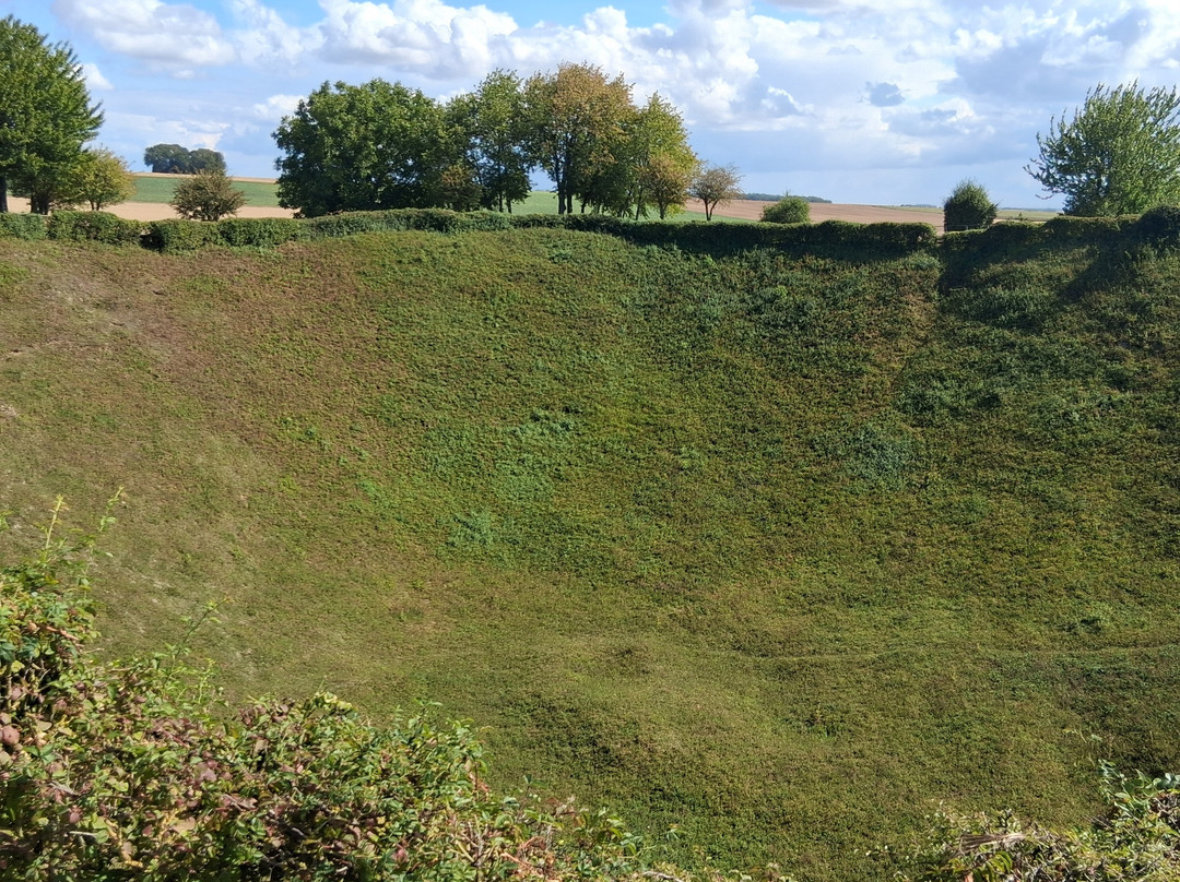 Lochnagar Crater-Ovillers-la-Boisselle必去景点