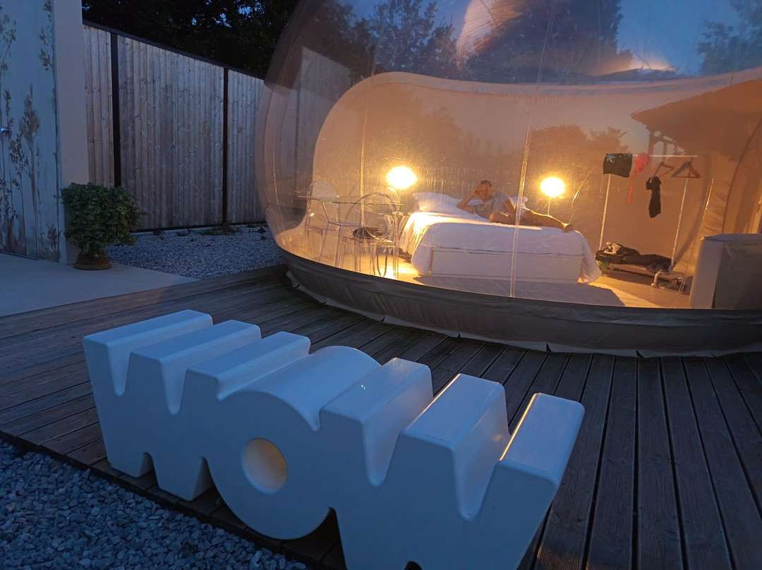 Atmosfera Bubble Glamping