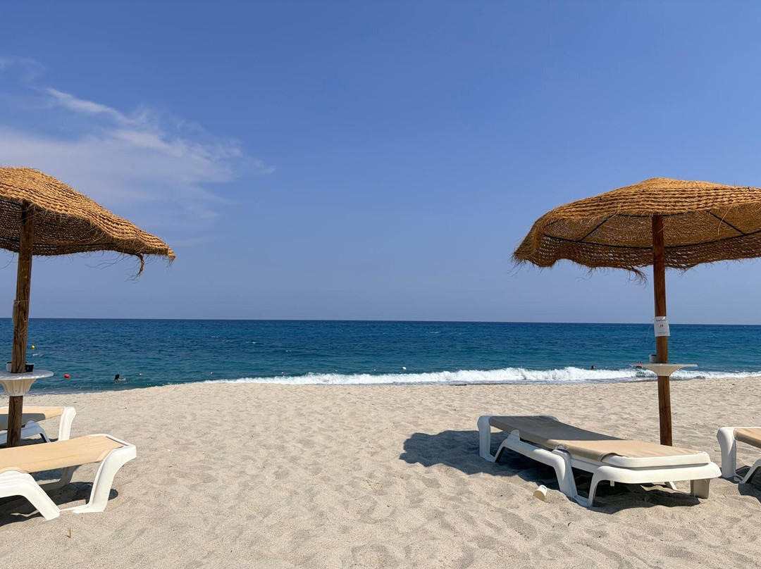 Calalandrusa Beach Resort主图