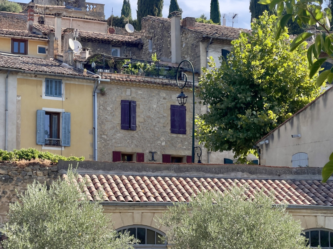 Artelier Provence-Jouques必去景点