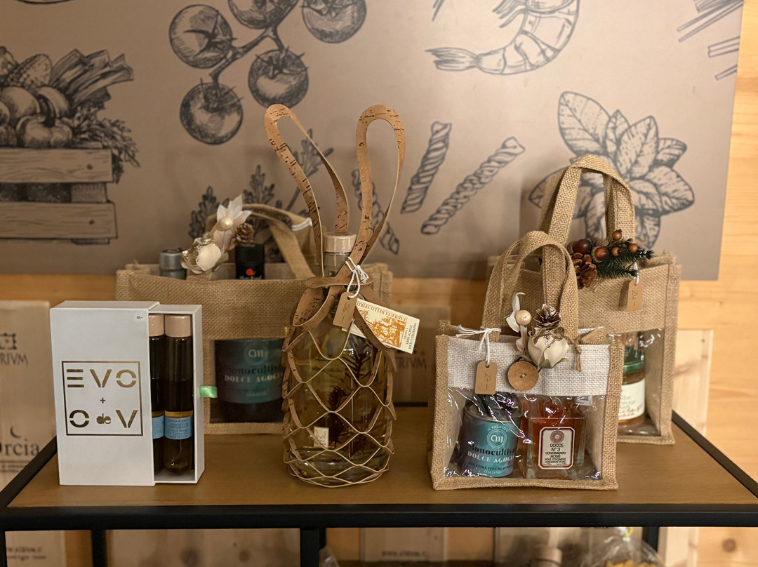 Via Del Gusto Osteria & Vinothek
