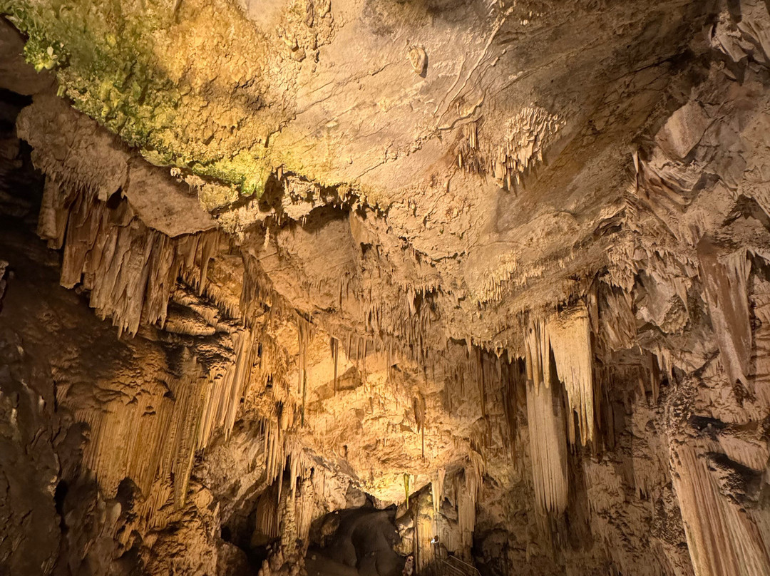 The Cave of Antiparos-Antiparos必去景点