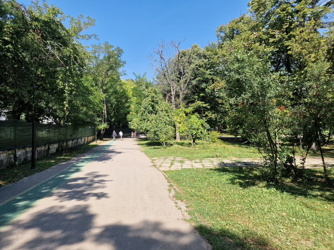 Parcul Herastaru-布加勒斯特必去景点