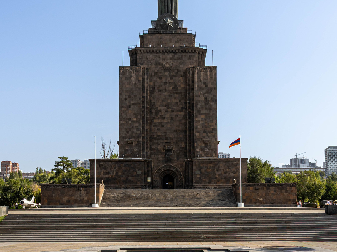 Victory Park and Statue of Mother Armenia-埃里温必去景点