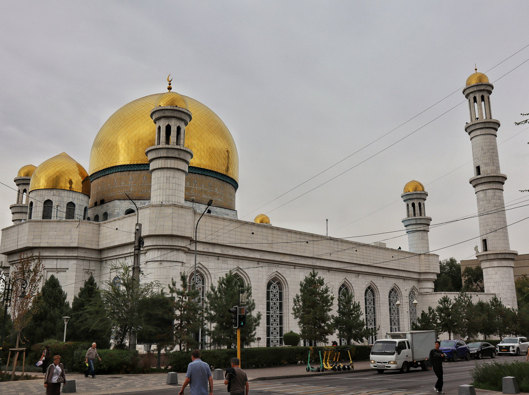 The Central Mosque of Almaty-阿拉木图必去景点