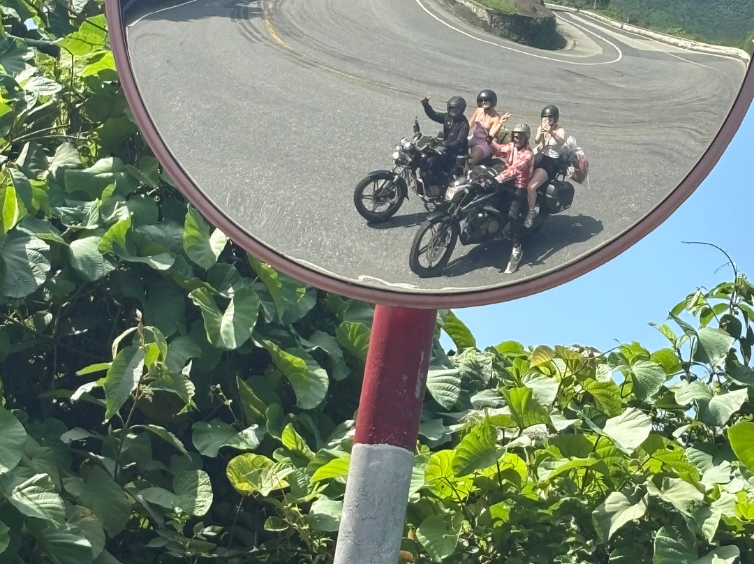 Hai Van Pass Riders-顺化必去景点