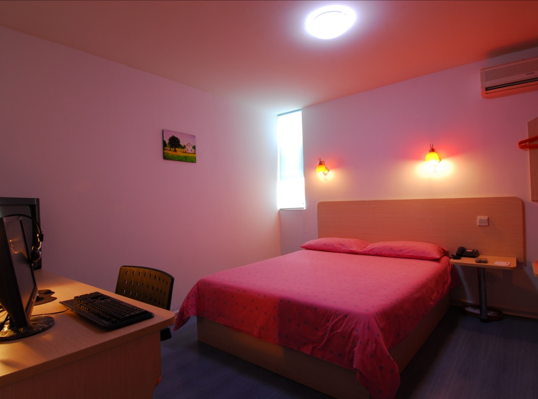 合肥e家快捷酒店财富广场店主图