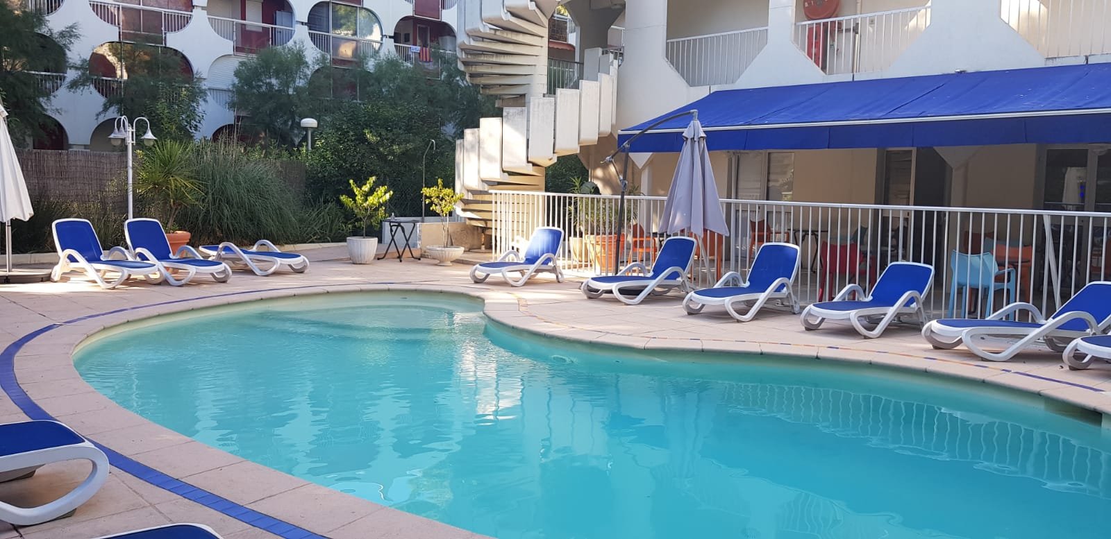 Hôtel Les Rives Bleues-官方