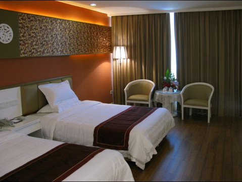 嘉正海外国际大酒店主图