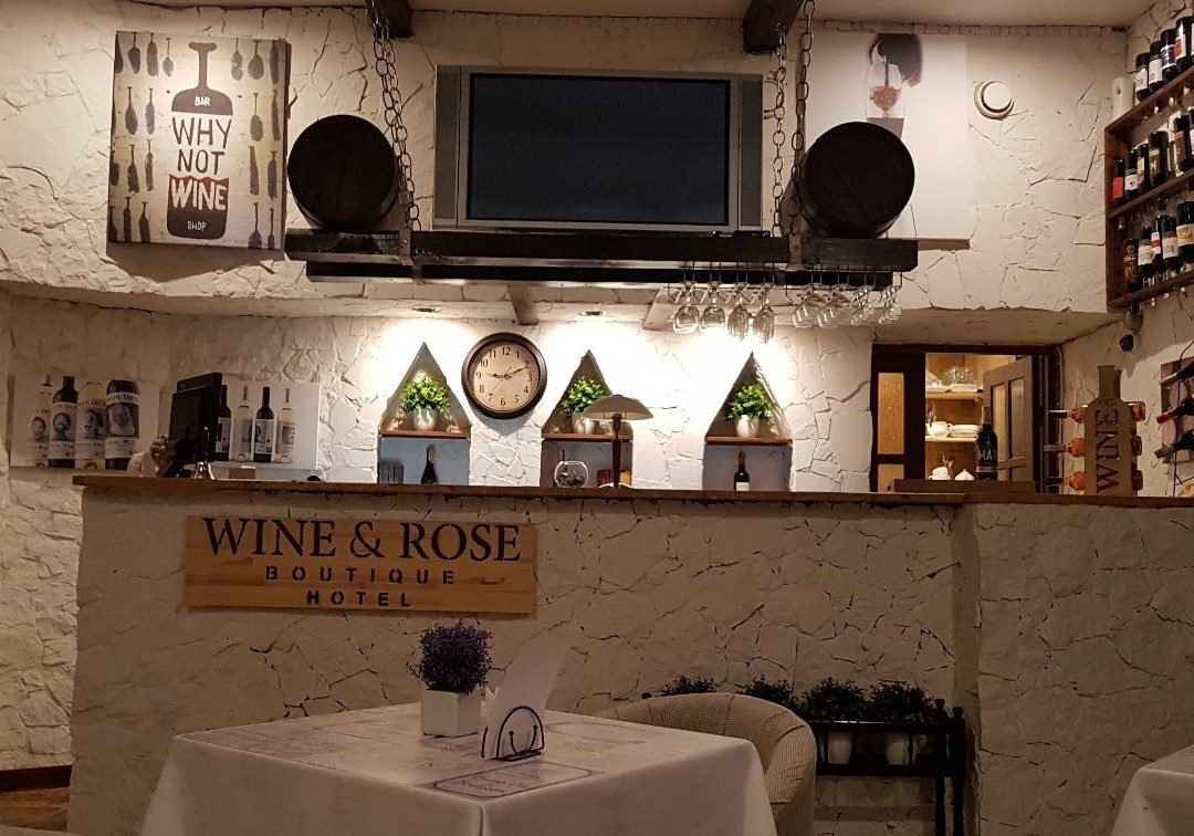 Wine & Rose Boutique Hotel