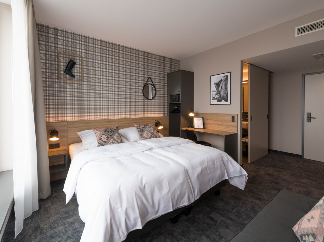 宜必思尚品费希塔酒店主图