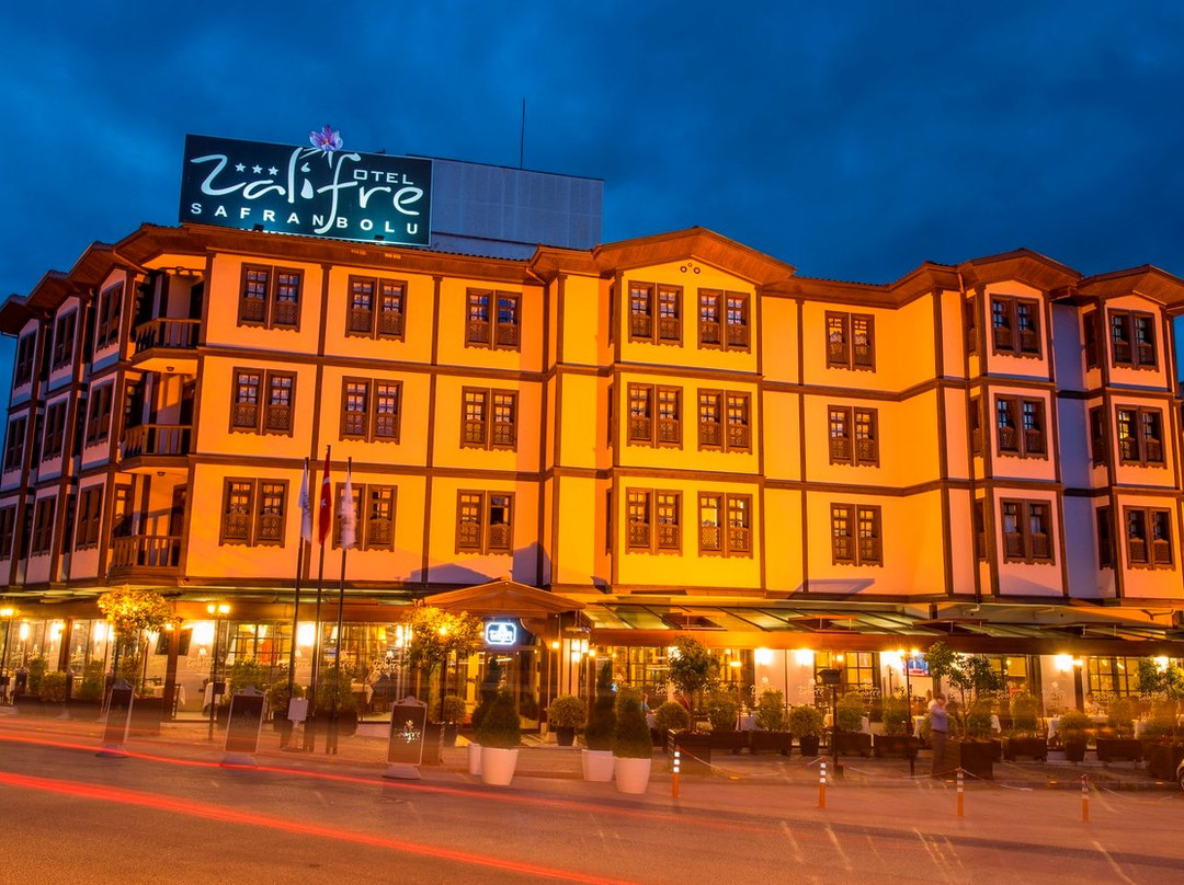 Zalifre Hotel