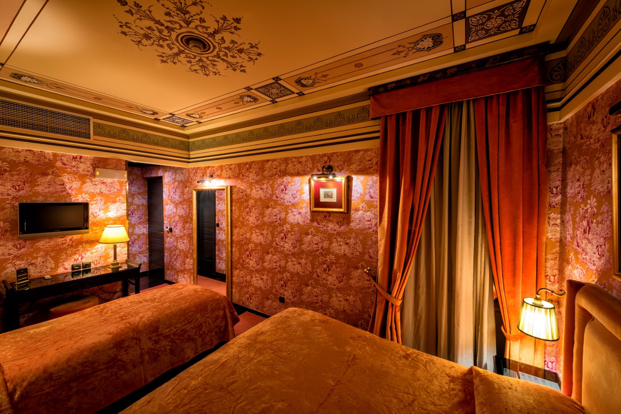 Maison Grecque-官方
