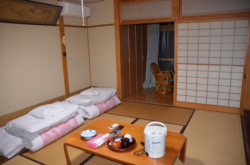 Toraya-客卧