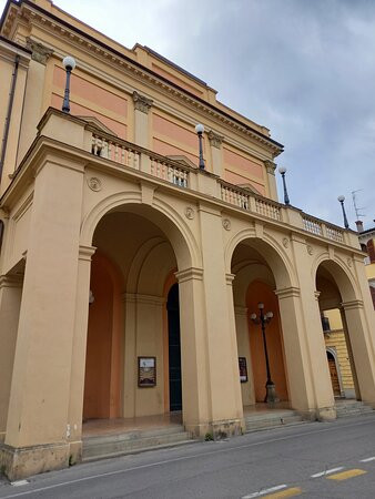Teatro Comunale di Imola Ebe Stignani-伊莫拉必去景点