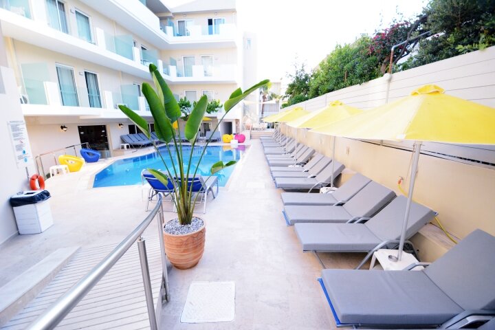 Dimitrios Beach Hotel-泳池