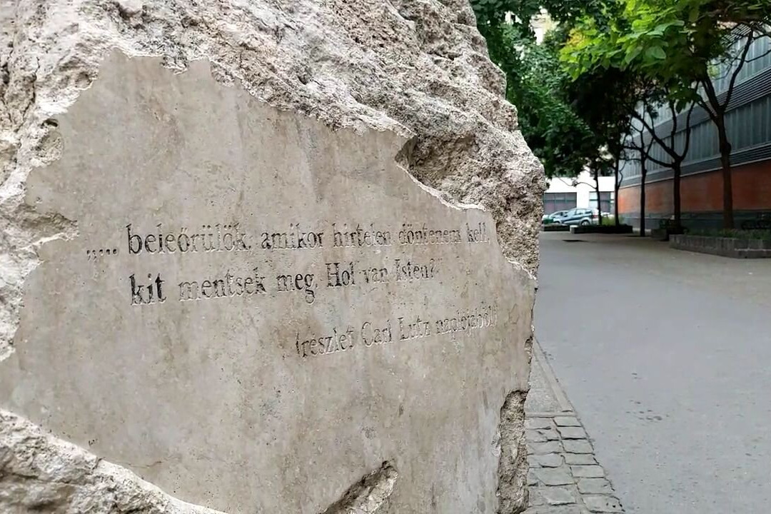 Behind Budapest Tours-布达佩斯必去景点