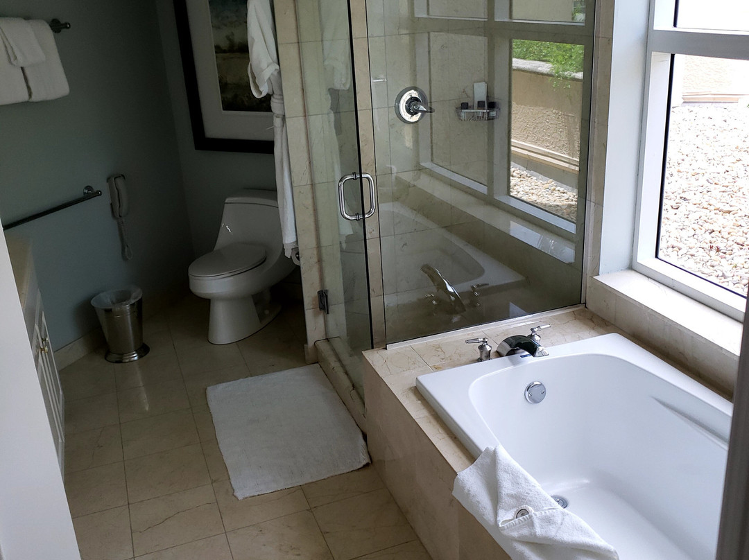 Marco Beach Ocean Suites主图