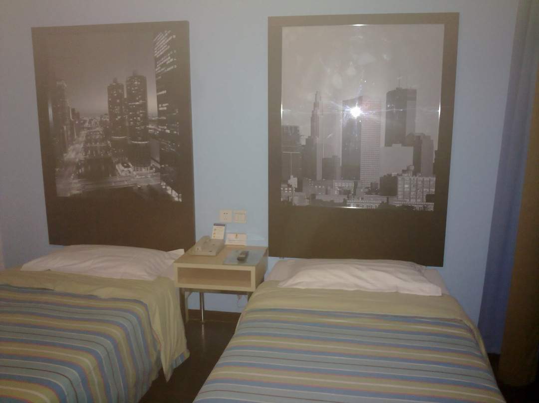 7天优品·北京顺义地铁站新世界百货店主图