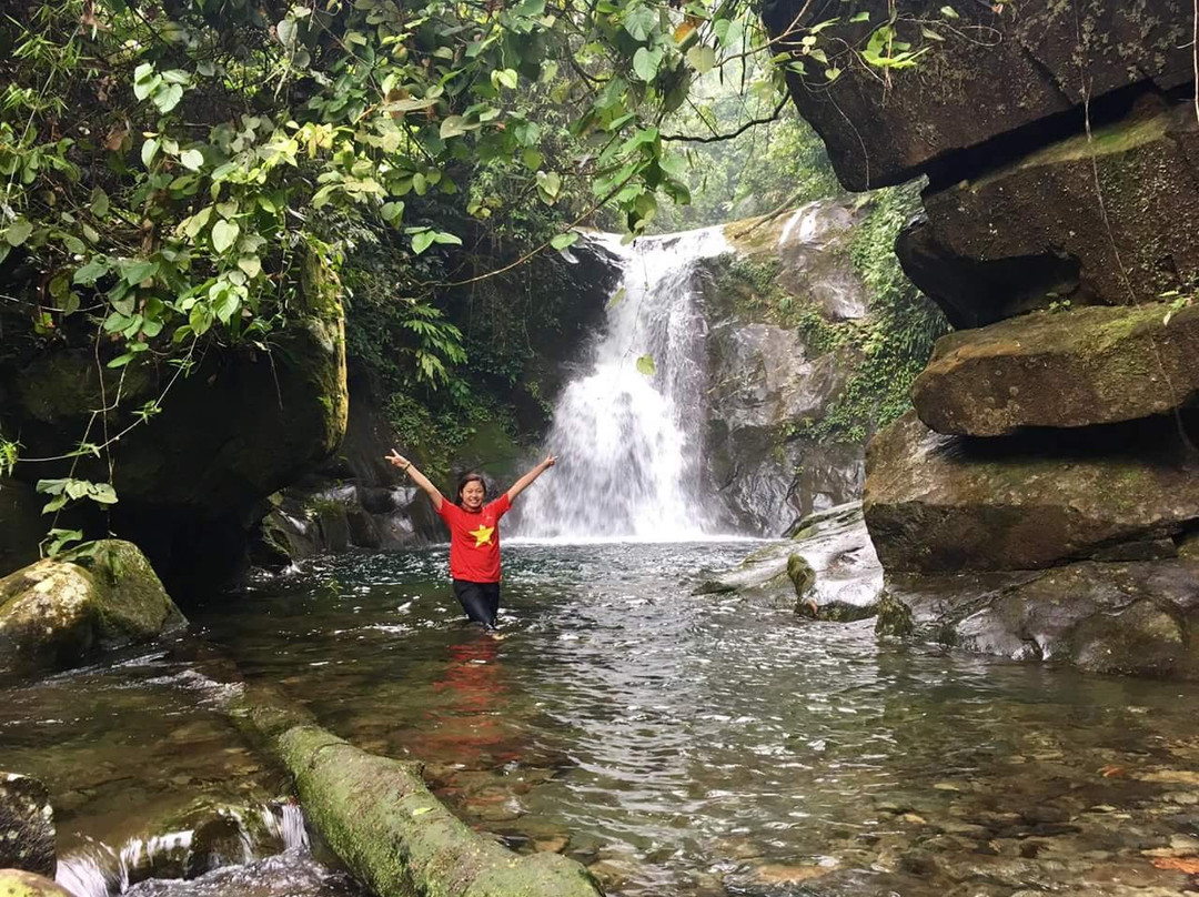 Cua Tu Waterfall-Thai Nguyen必去景点