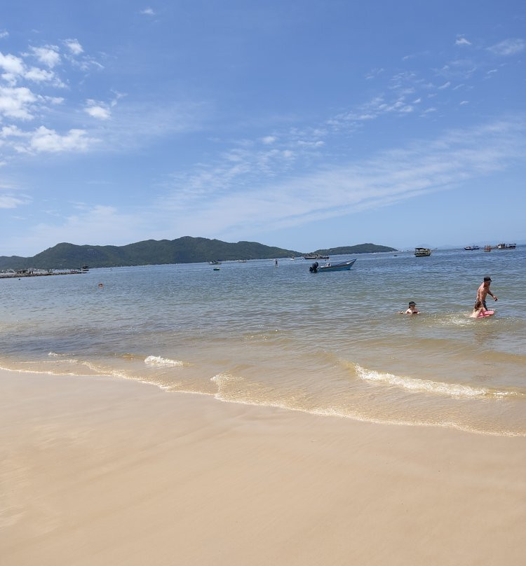 Praia dos Zimbros-Bombinhas必去景点