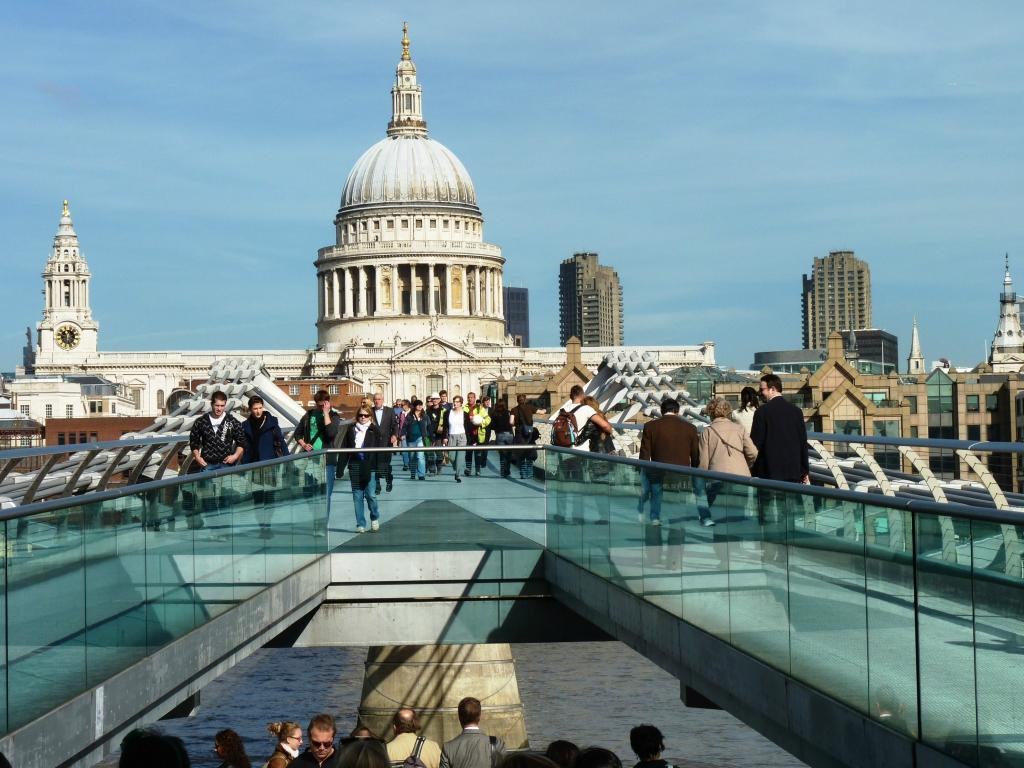 千禧桥-伦敦必去景点