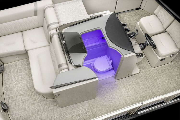 Pontoon Paddler-Westhampton Beach必去景点