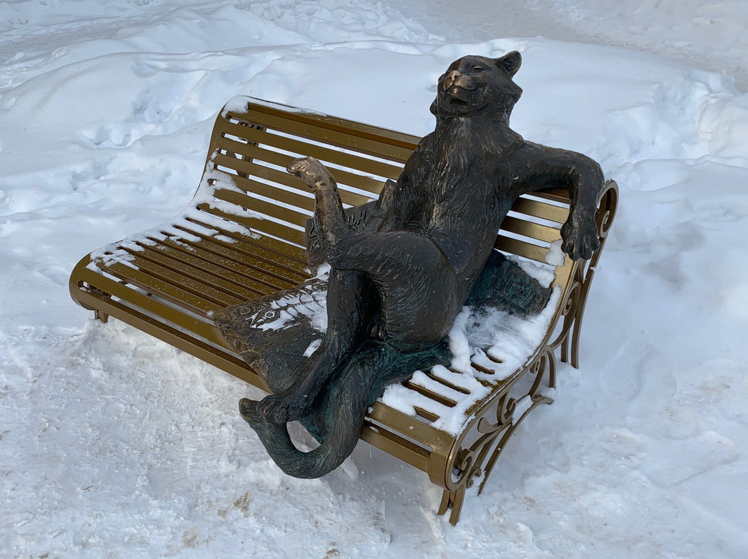 Iyoshkin Cat Sculpture-Yoshkar-Ola必去景点