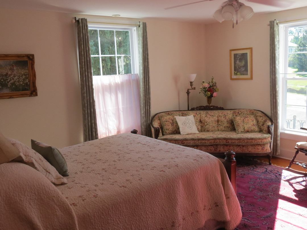 The Rosemont Inn Bed & Breakfast主图