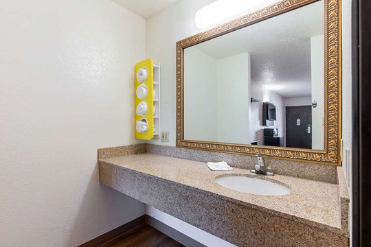 Super 8 By Wyndham Kannapolis主图