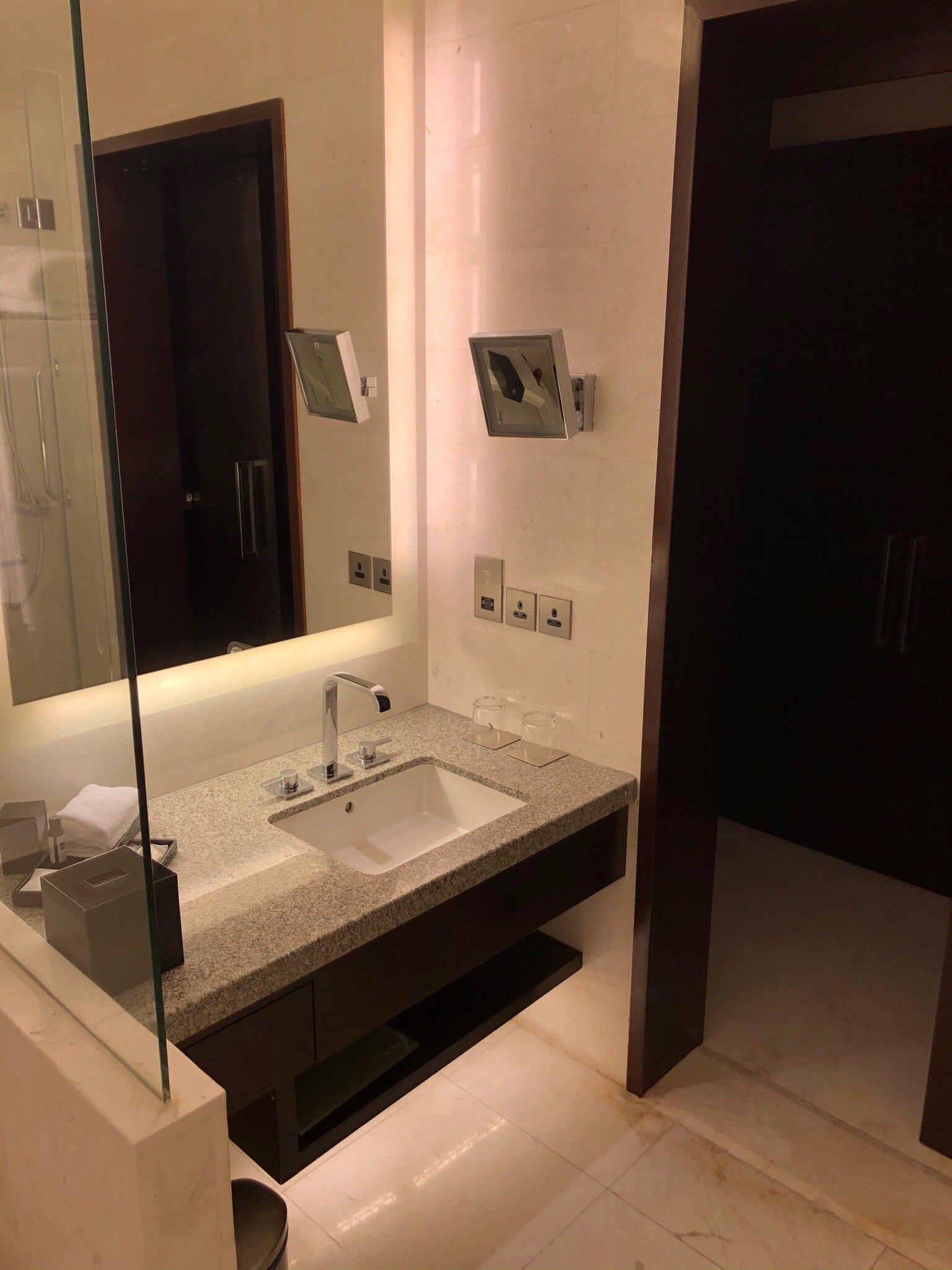 Bay La Sun Hotel & Marina-官方