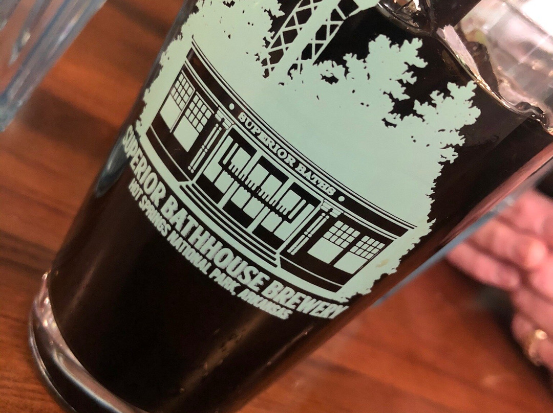 Superior Bathhouse Brewery and Distillery-温泉城必去景点