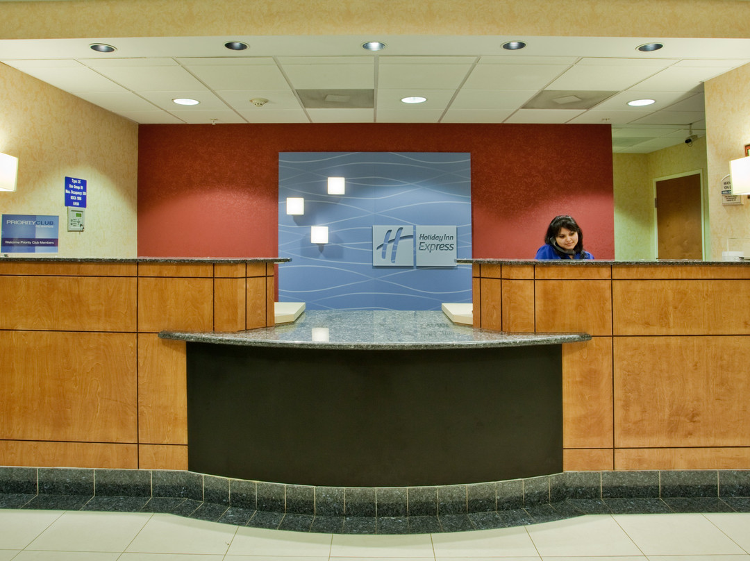 Holiday Inn Express & Suites Richmond North Ashland By IHG主图