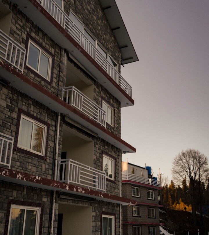 Hummingbird Resort & Executive Suites主图