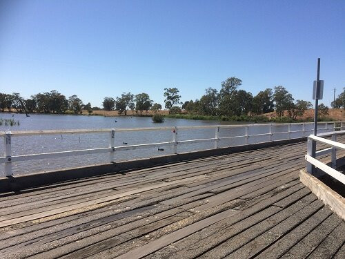 Kirwans Bridge-Nagambie必去景点