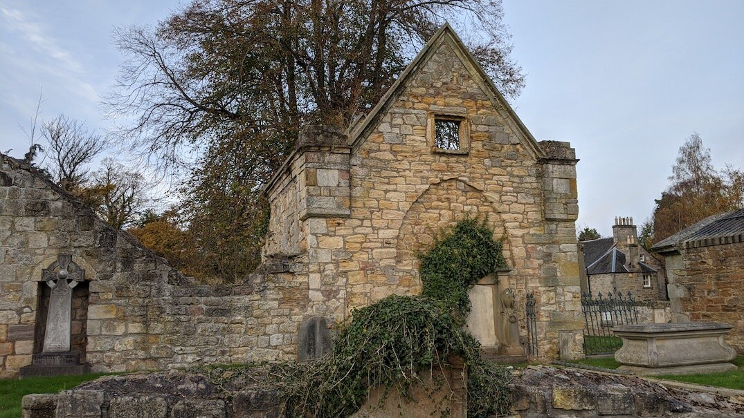 Lasswade Old Kirk & Graveyard